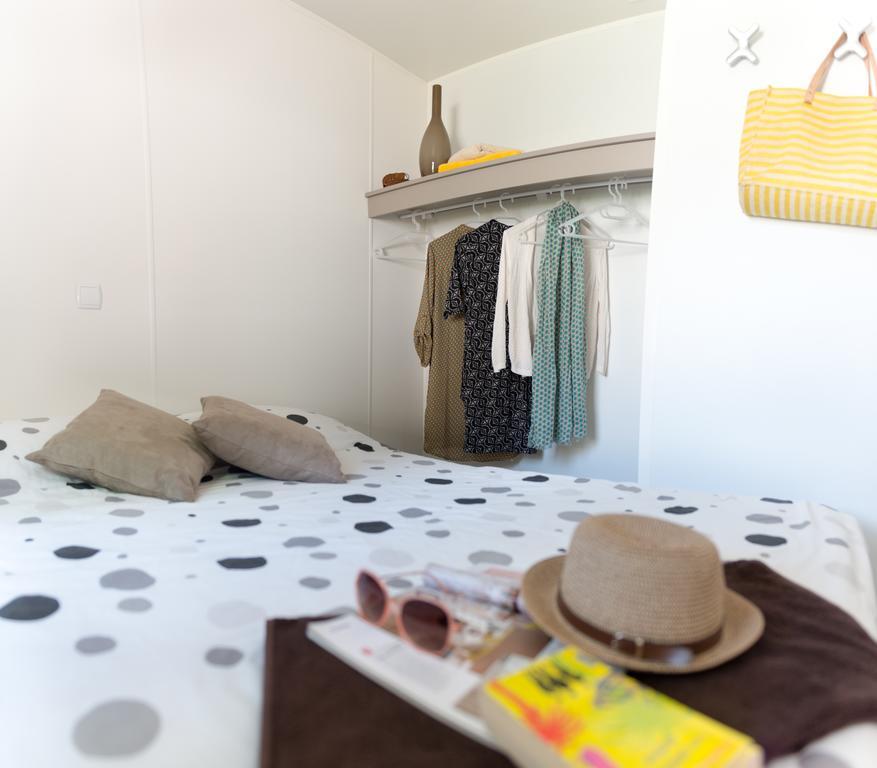 Camping Officiel Siblu Les Pierres Couchees サン・ブルヴァン・レ・パン 部屋 写真