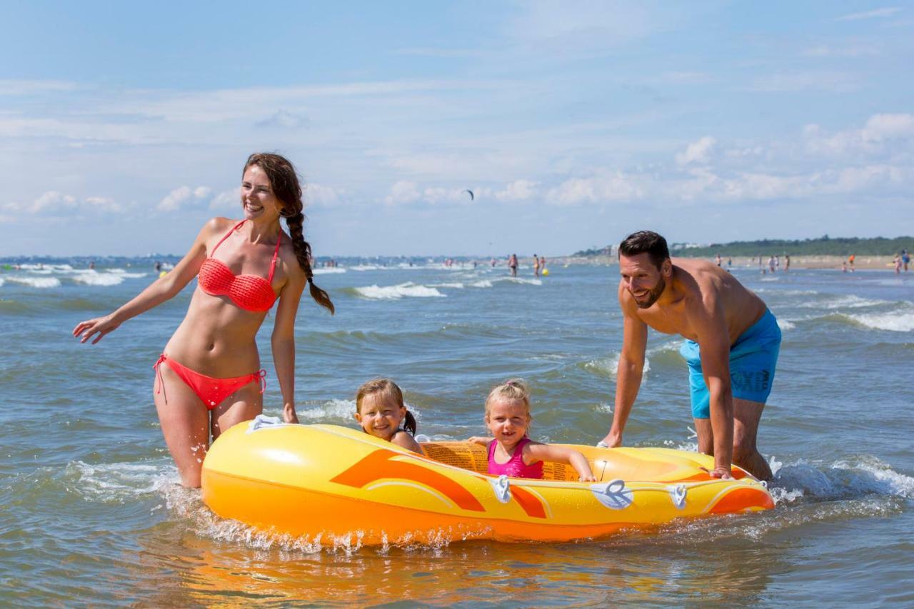 Camping Officiel Siblu Les Pierres Couchees サン・ブルヴァン・レ・パン エクステリア 写真